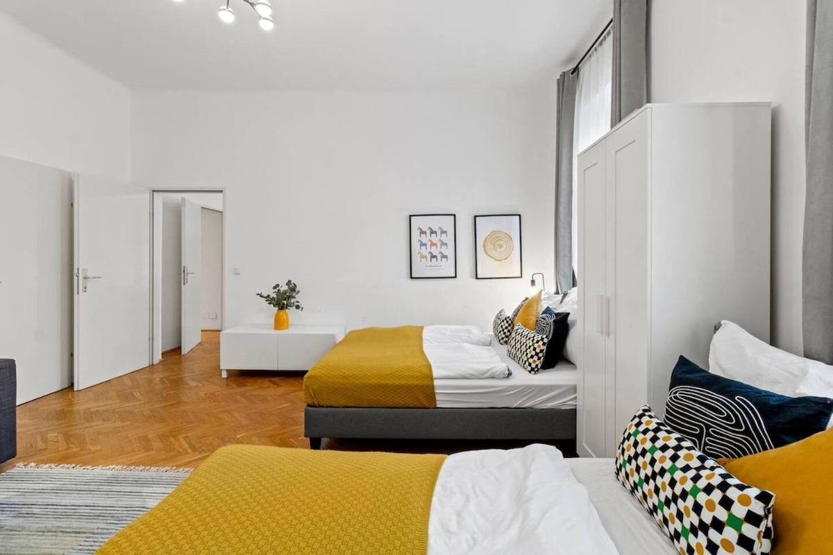Apartment For Big Groups I Wifi I 5 Min To Subway *
