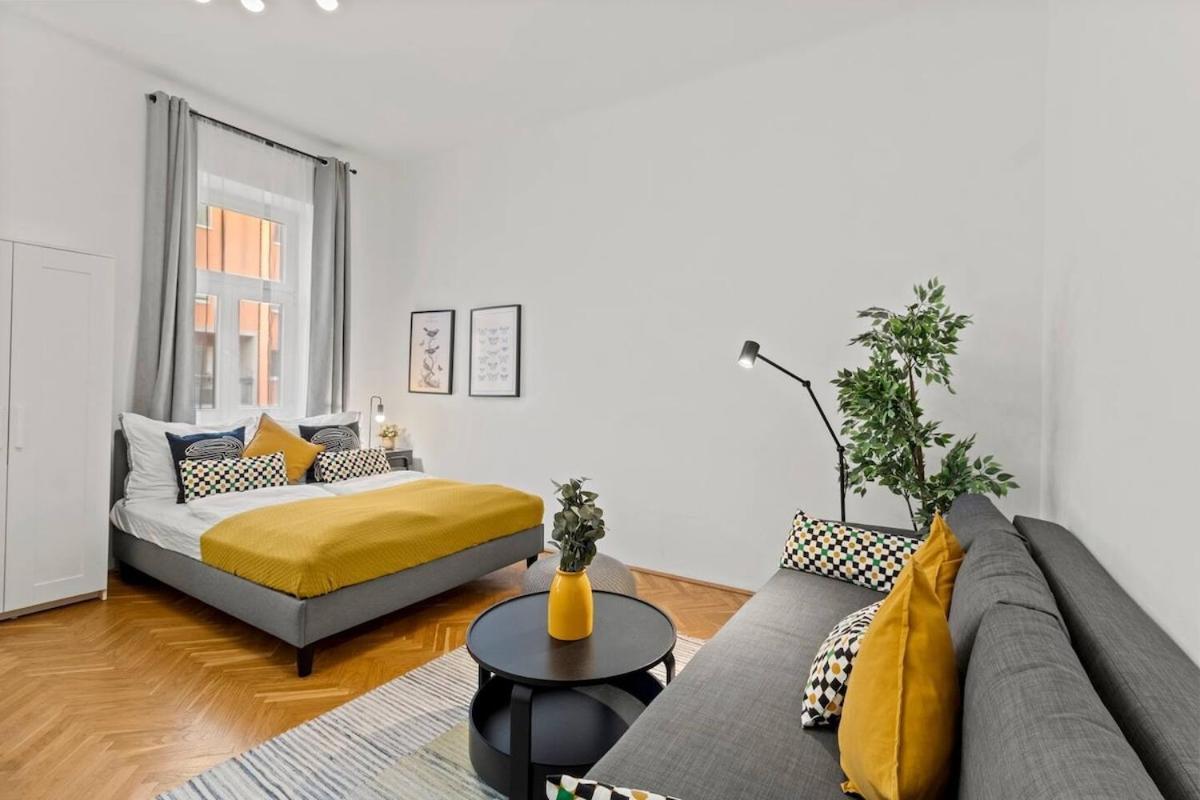 Apartment For Big Groups I Wifi I 5 Min To Subway